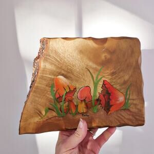 60s vintage Myrtlewood hand-painted mushroom wall décor 9” x 7”